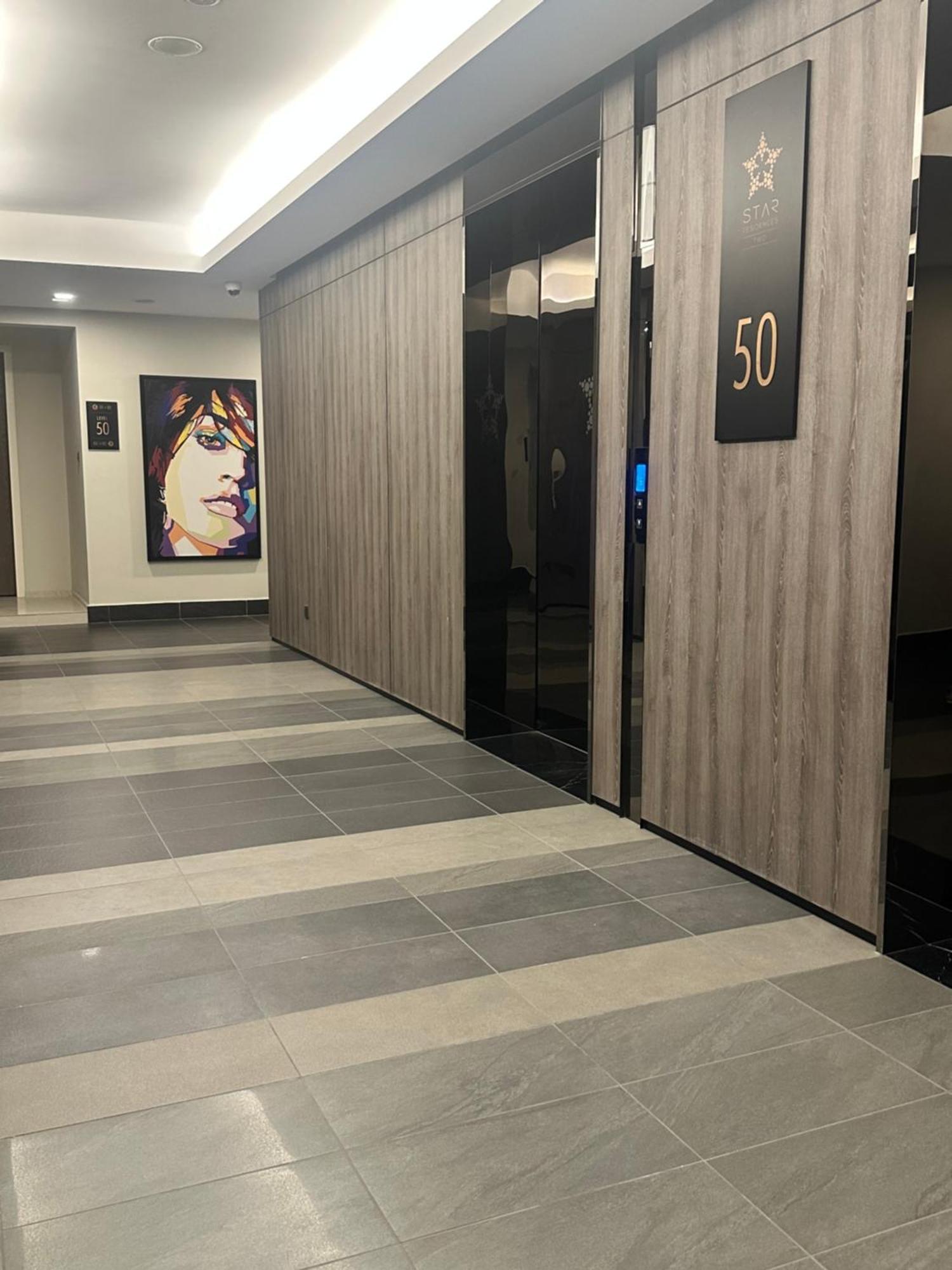 شقة Star At Klcc By Eae كوالالمبور المظهر الخارجي الصورة